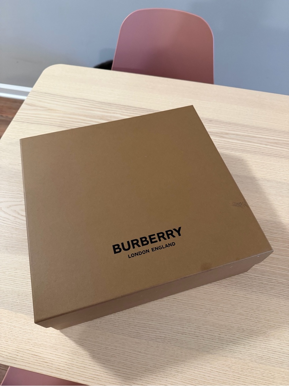 Burberry Black Rubber & Beige Check Zip-Back Rain Boots - Picture 7 of 7